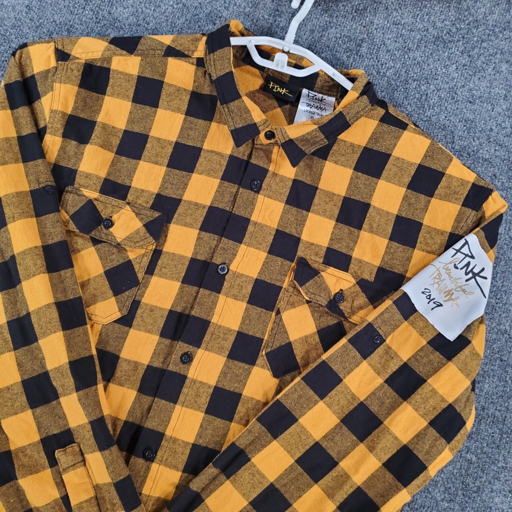 2019 Beautiful Trauma World Tour Pink Shirt Mens XXL Yellow Black Plaid Flannel